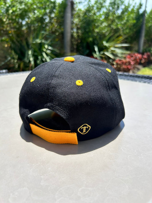 TAINOWEARS Puerto Rico Clemente 21 Black-Yellow Curved Trucker Hat – PR Embroidery, Adjustable, Puerto Rican Flag (Copy)