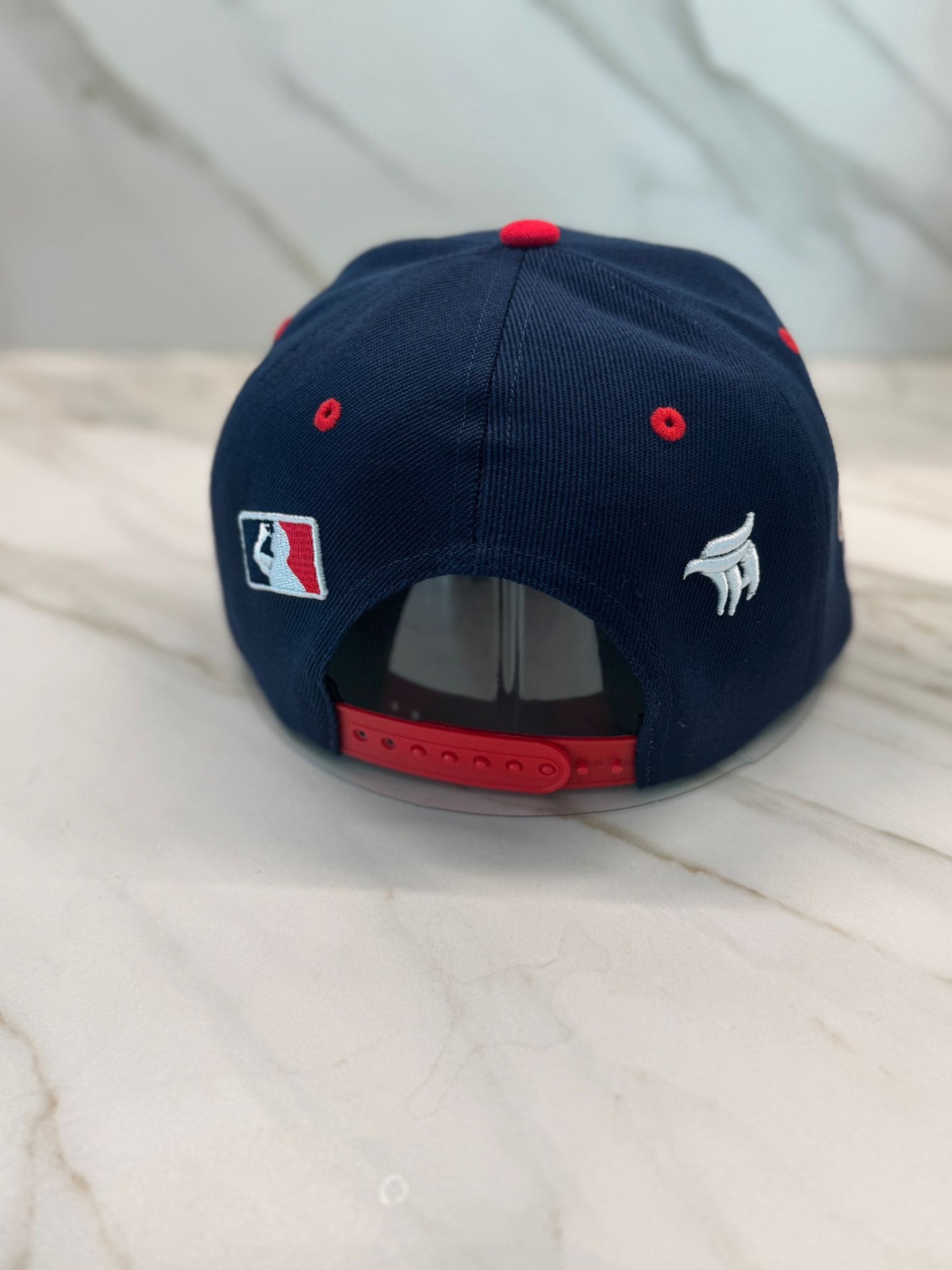 HeadzFlex Chicago Cap - Blue 6-Panel Flat Brim Snapback | Embroidered Front & Adjustable Fit