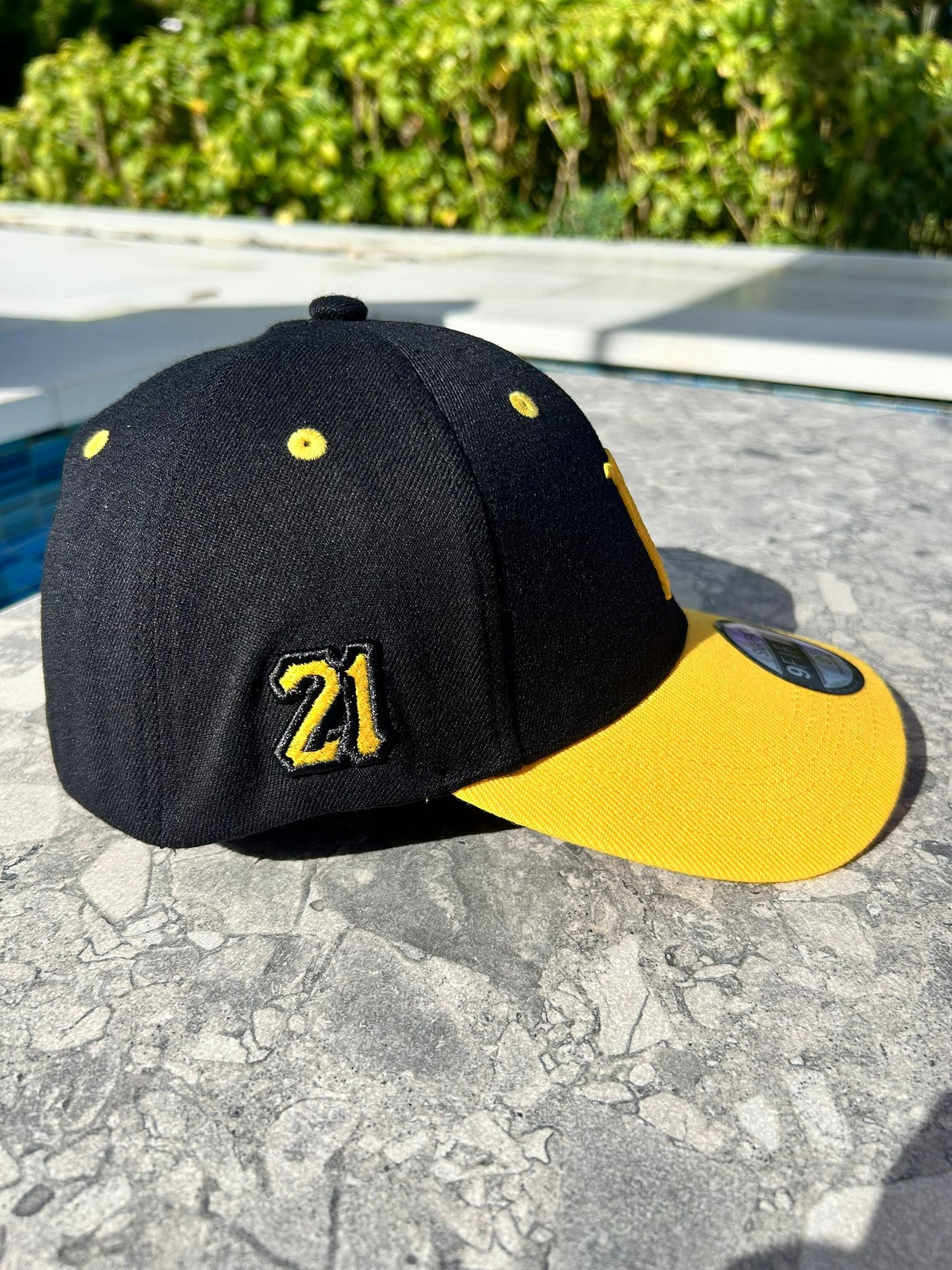 Clemente Baseball Cap – Black and Yellow GOAT Tribute Cap