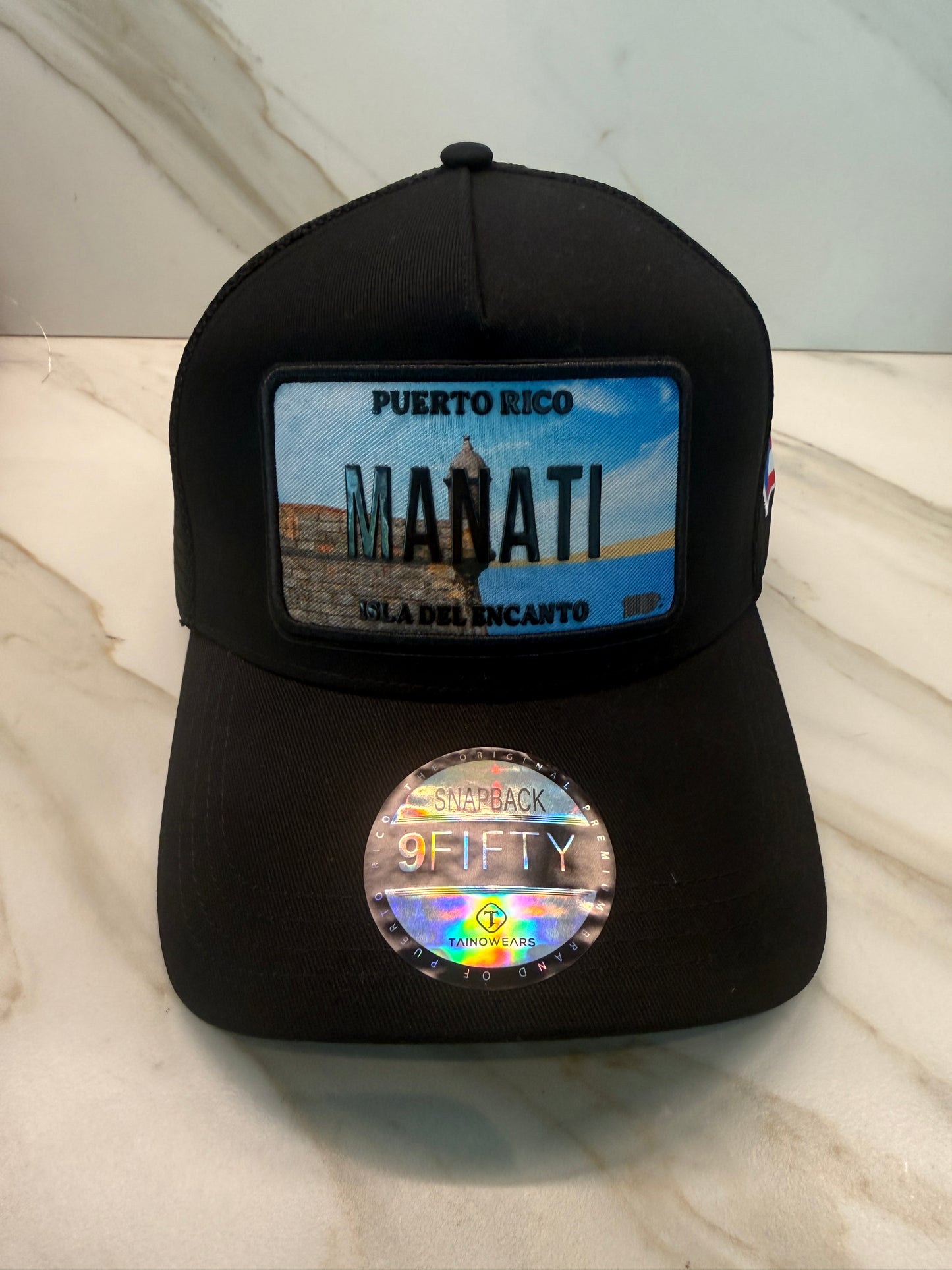 Puerto Rico Curved Brim Snapback Trucker Hat – Mesh Back, Leather License-Plate Patch, Isla del Encanto