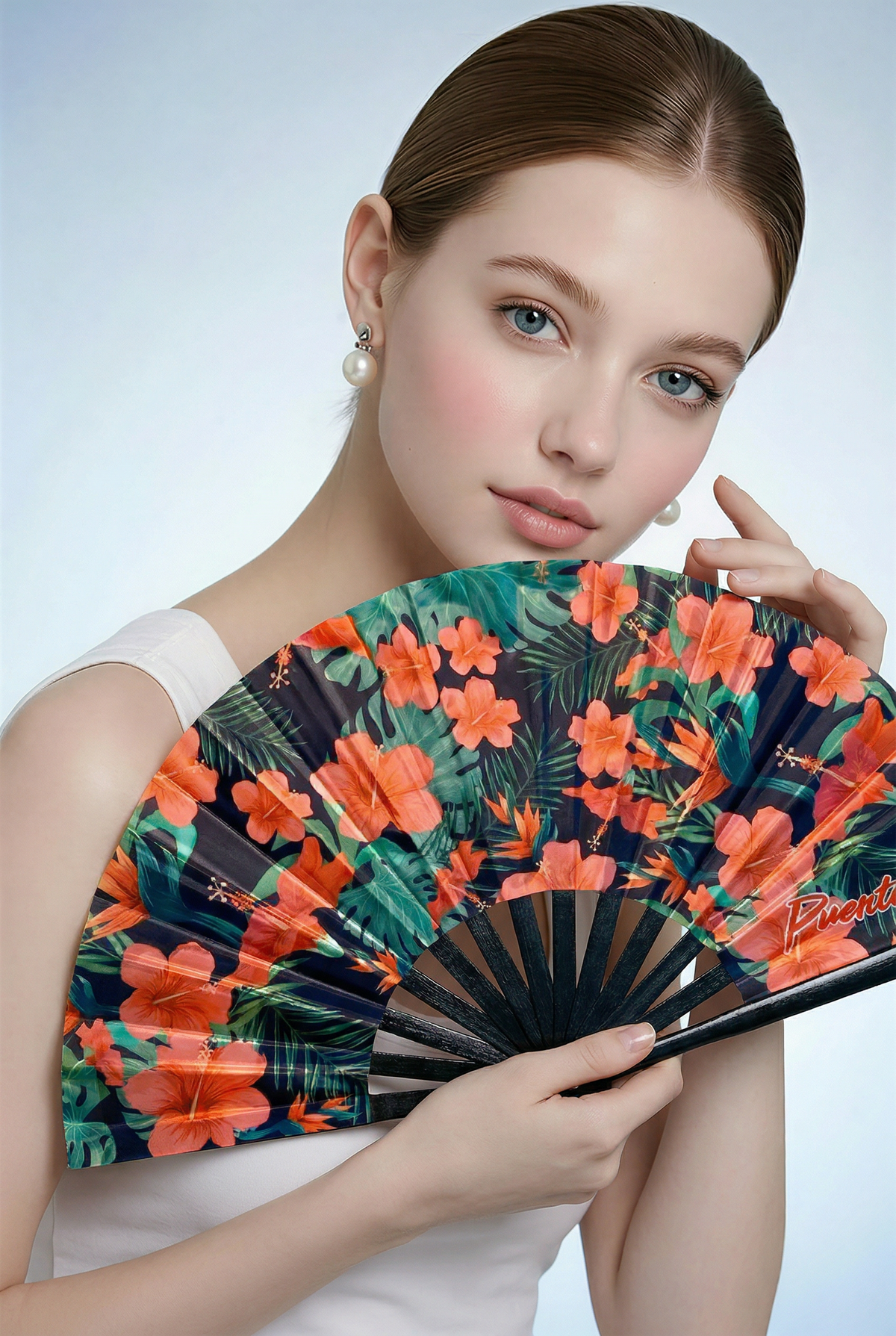 Puerto Rico Flor Maga Folding Fan – Tropical Bamboo Clack Fan