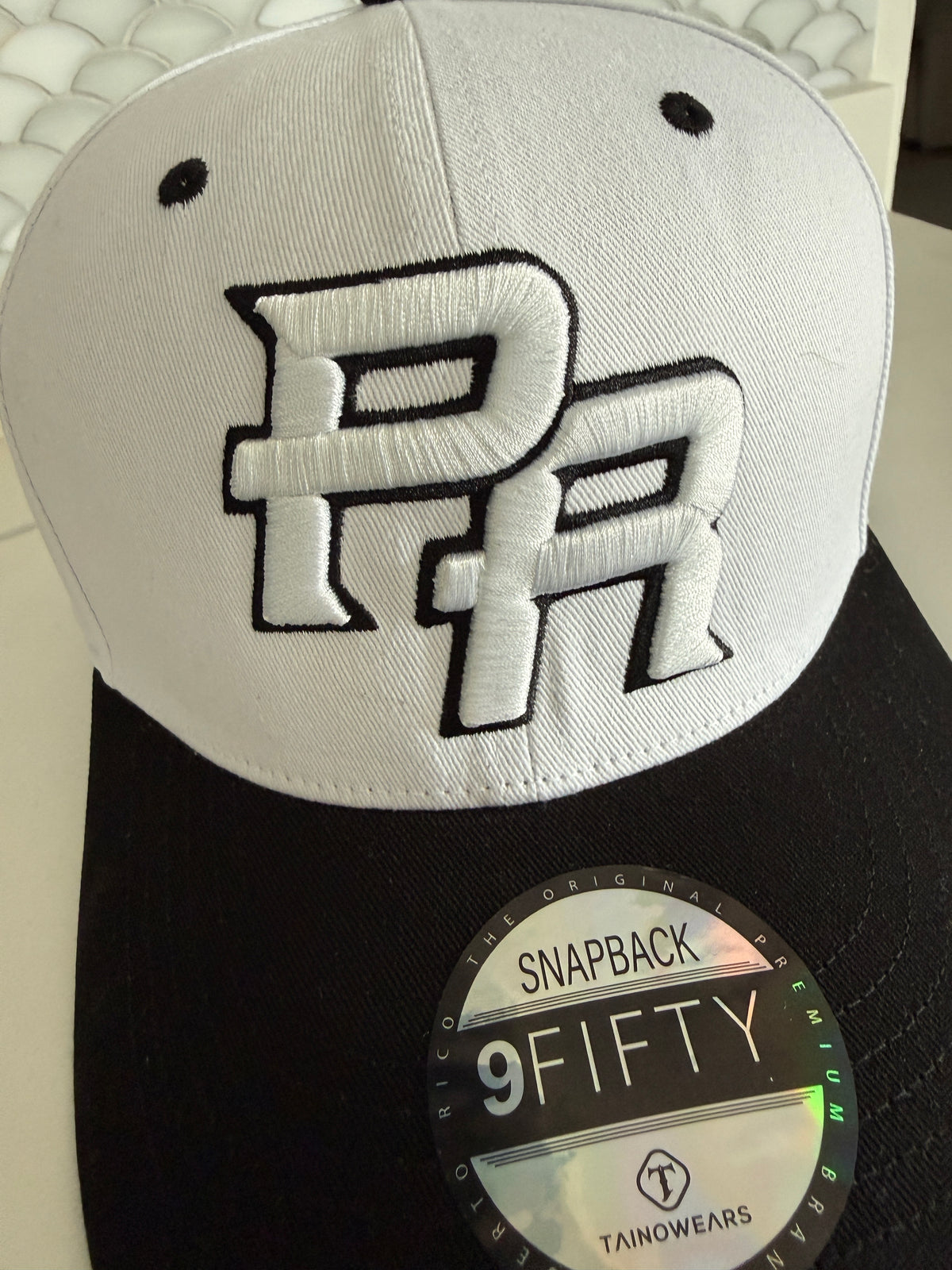 Borinquen Black Heritage Curved Brim Cap