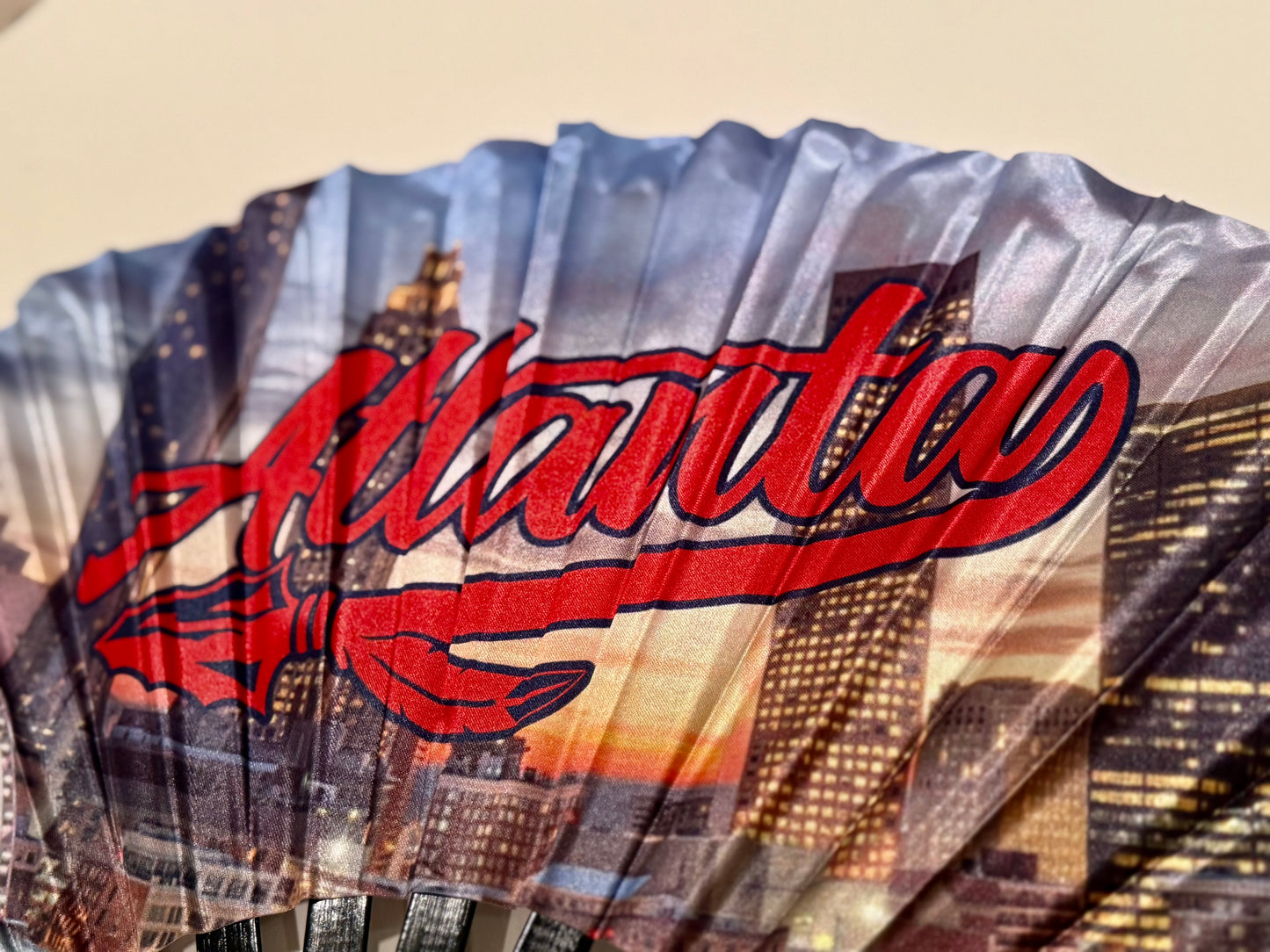 Atlanta Folding Fan – Premium Nylon & Bamboo | Tainowears®