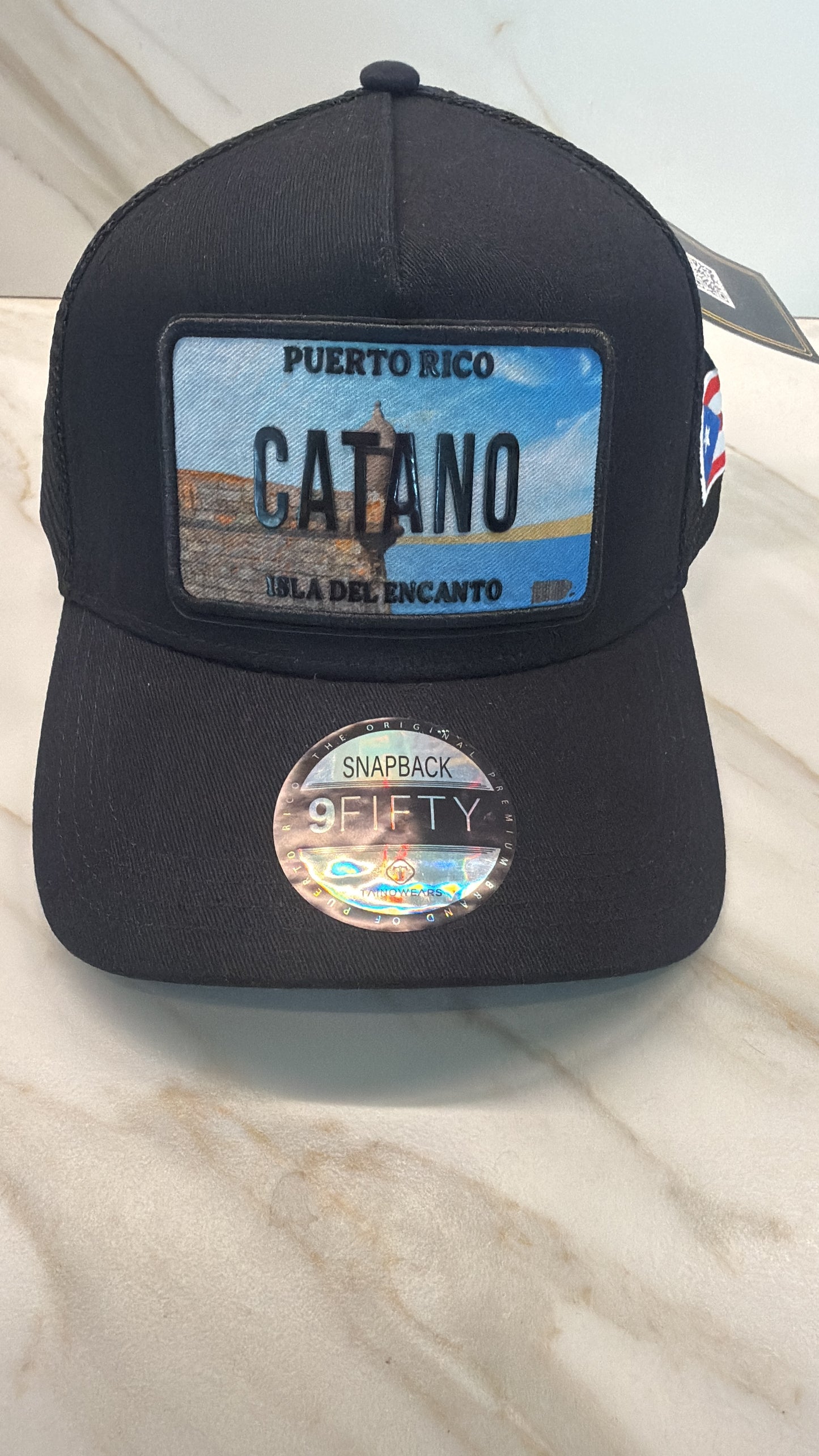 Puerto Rico Curved Brim Snapback Trucker Hat – Mesh Back, Leather License-Plate Patch, Isla del Encanto
