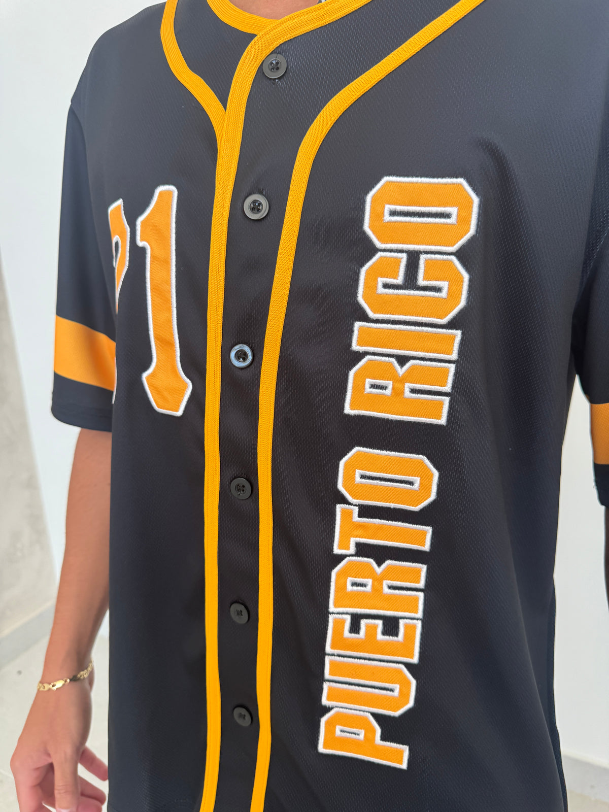 Clemente 21 Puerto Rico Baseball Jersey – 3000 Hits Tribute Button Jersey