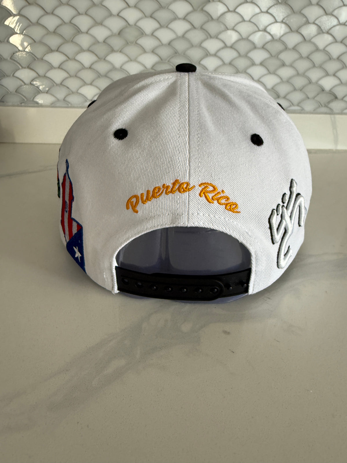 Borinquen White-Black Maga Edition Curved Brim Cap