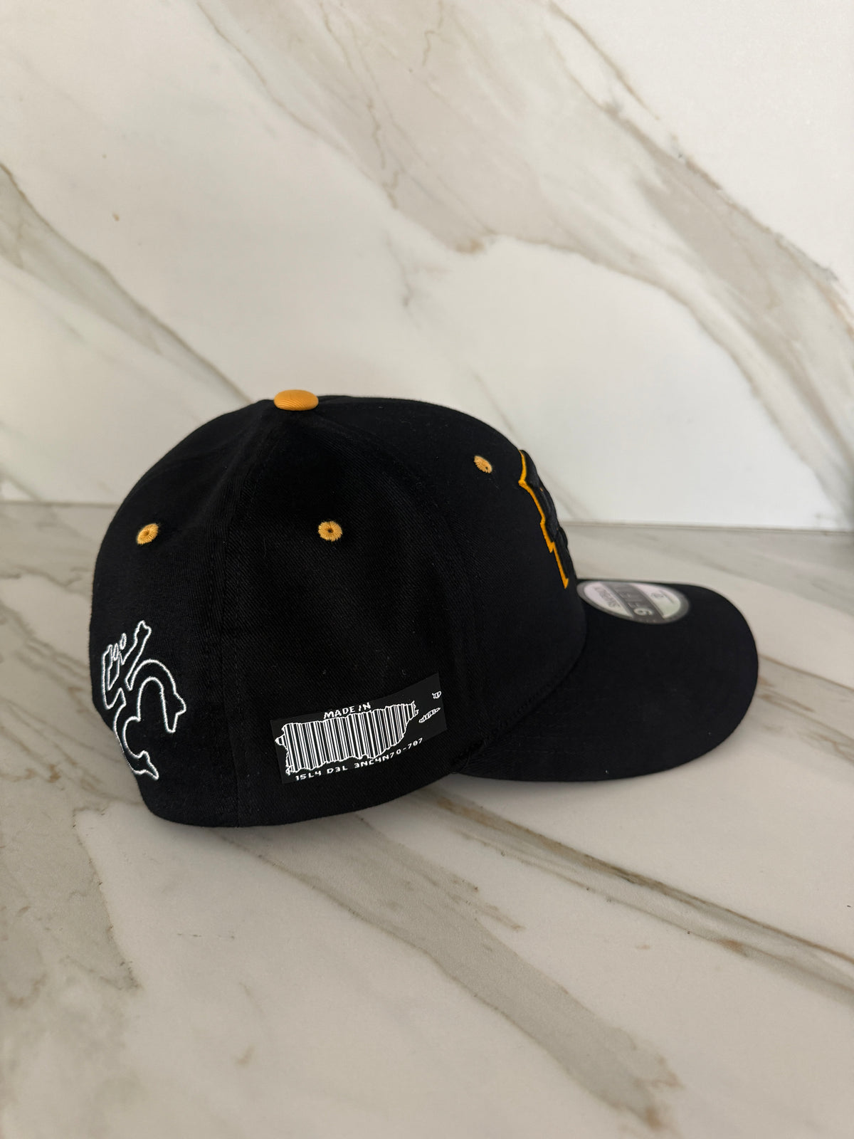 Puerto Rico PR Curved Brim Snapback Hat – Black & Gold Embroidered