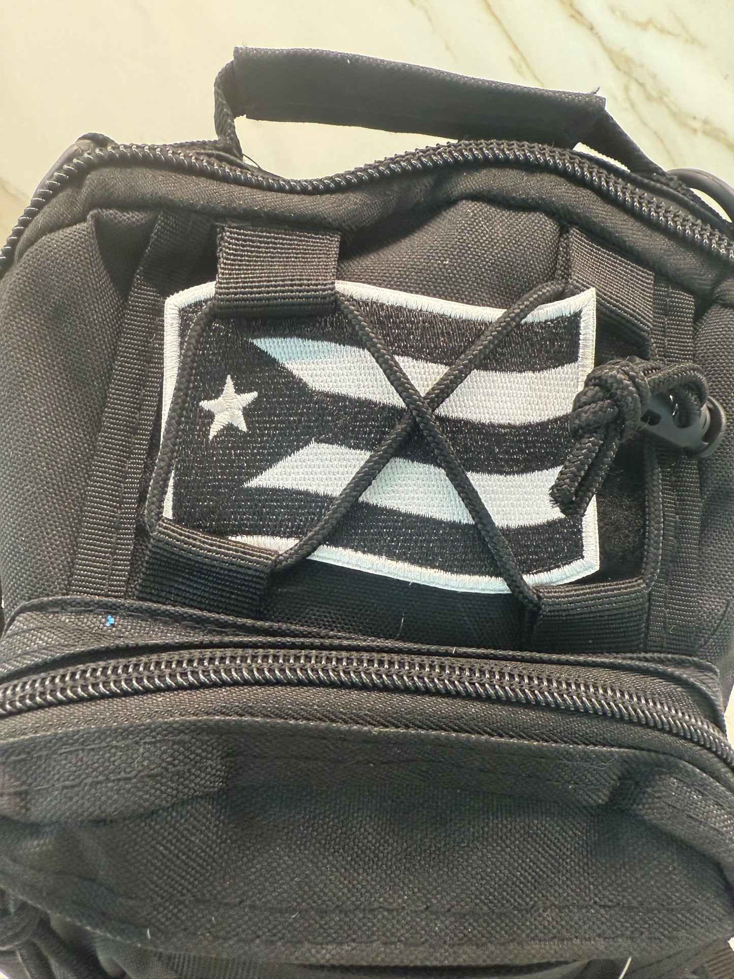 Anti-Theft Crossbody Chest Bag – Tactical Sling with 5 Zipper Pockets & Patch