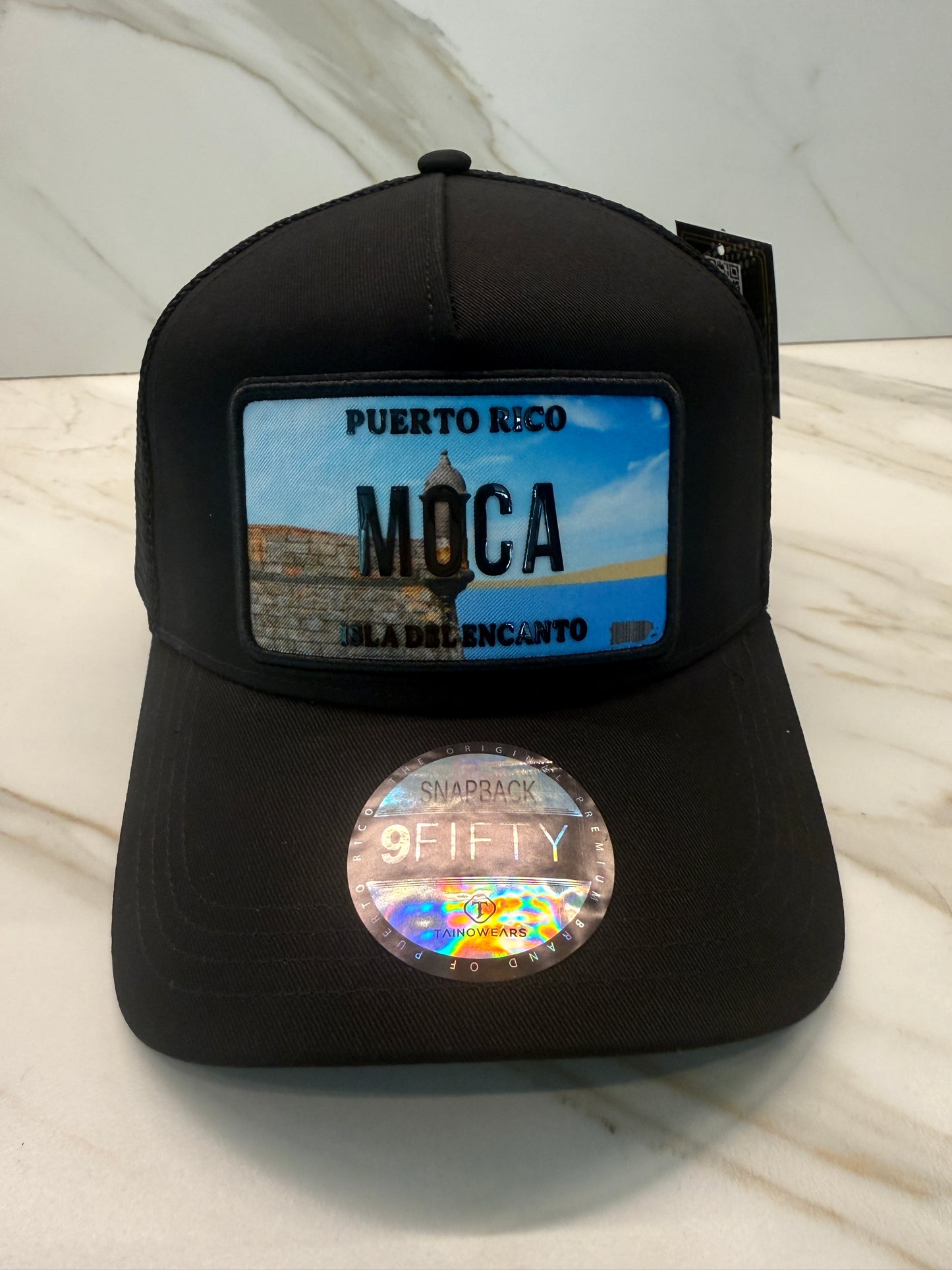 Puerto Rico Curved Brim Snapback Trucker Hat – Mesh Back, Leather License-Plate Patch, Isla del Encanto