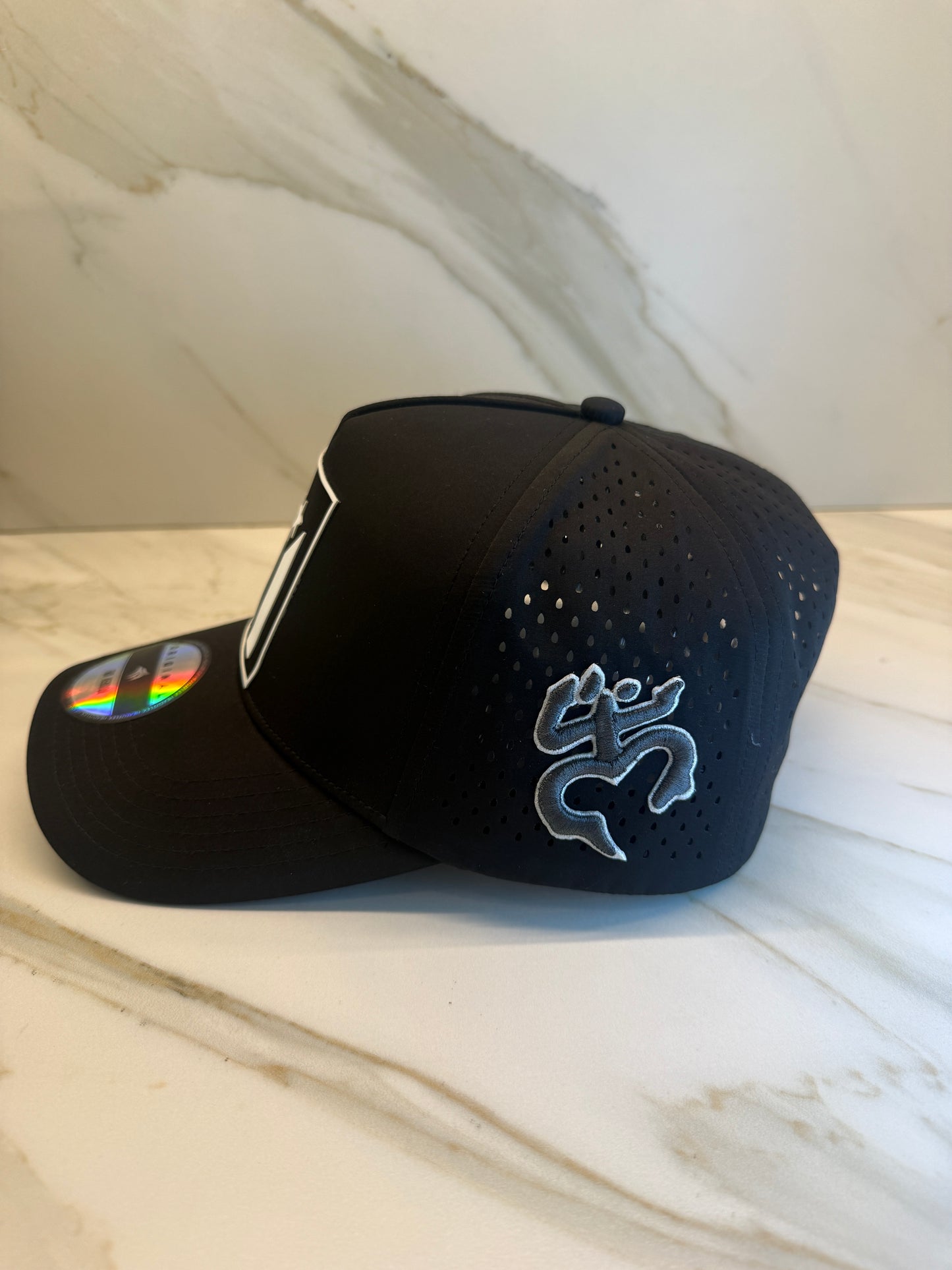 Puerto Rico Black Flag Water-Resistant Snapback Hat – Adjustable Perforated Cap