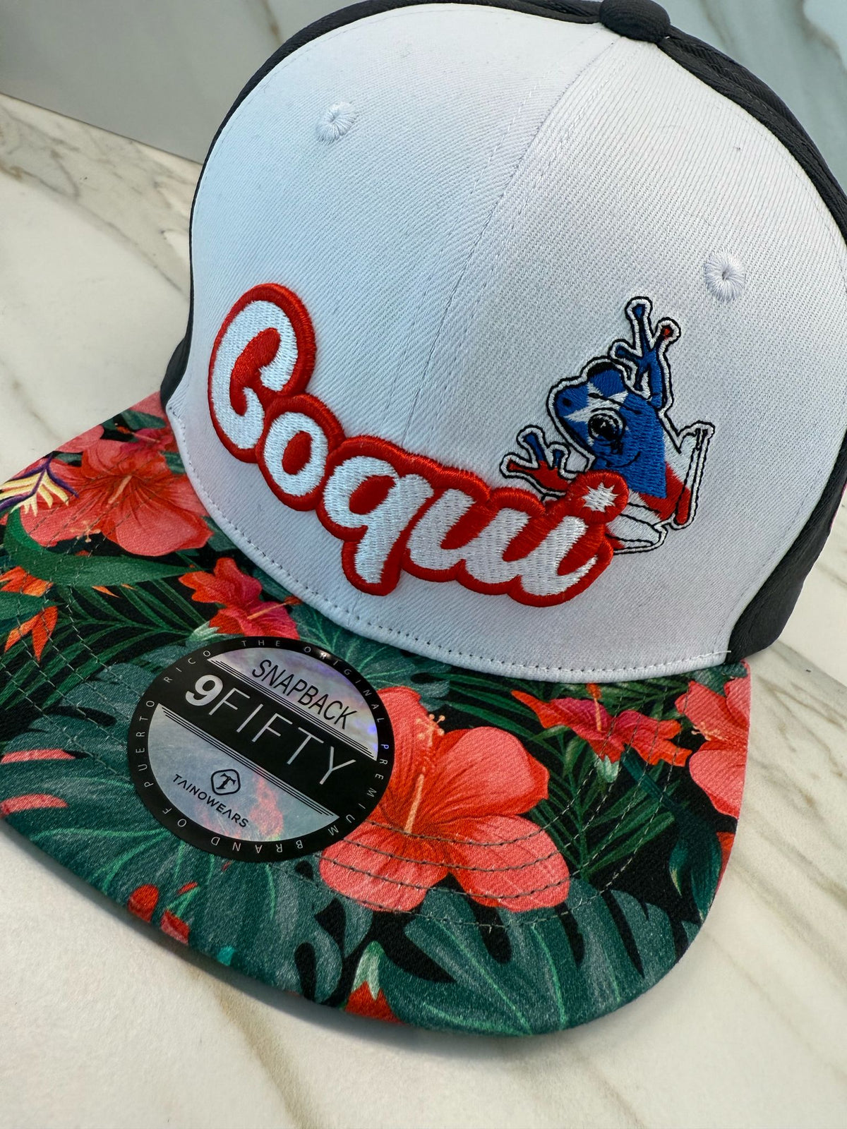 Puerto Rico Coquí Maga Snapback Hat – Flat Brim Cap with 5D Embroidery & Printed Brim | Tainowears®