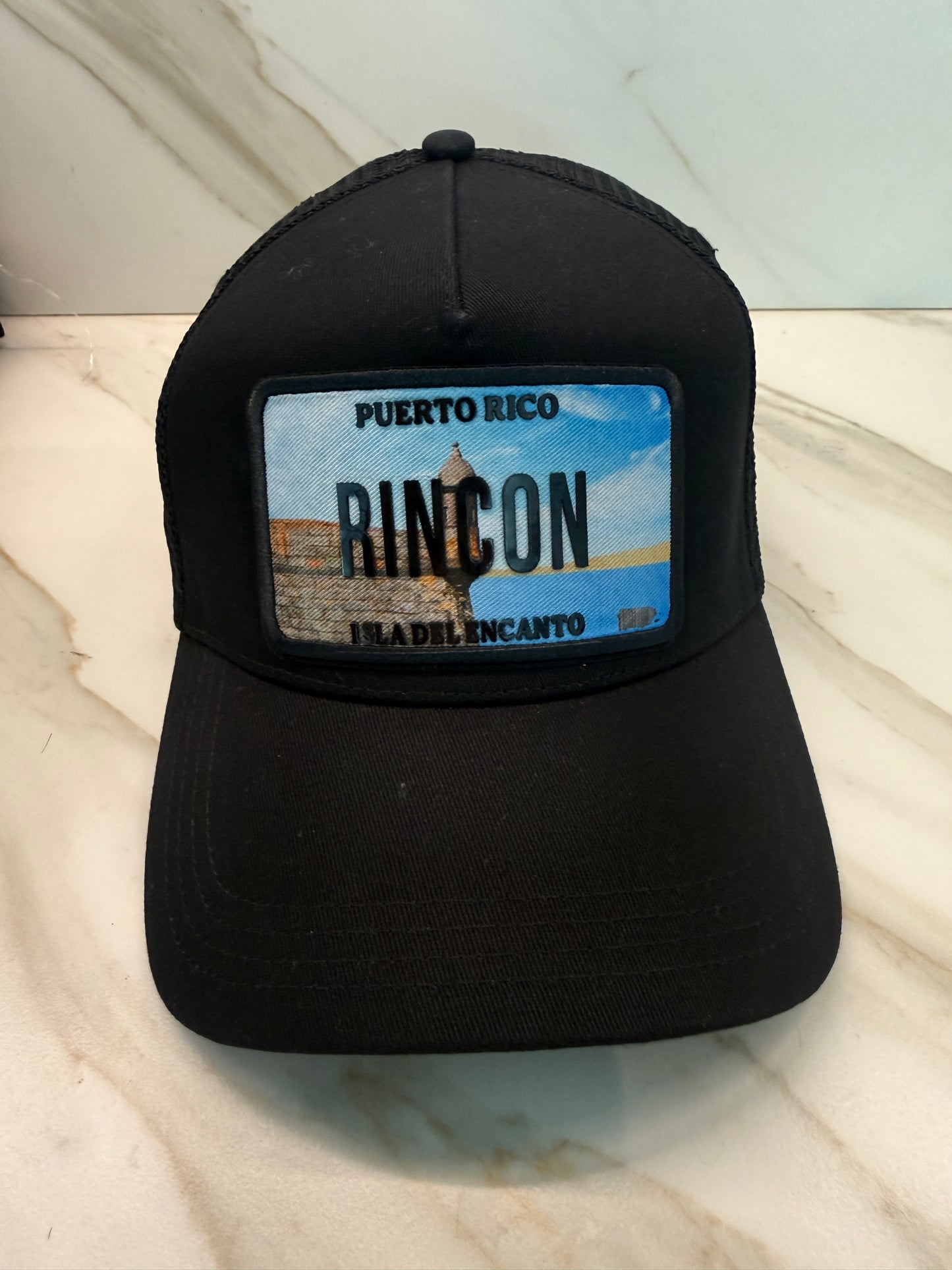 Puerto Rico Curved Brim Snapback Trucker Hat – Mesh Back, Leather License-Plate Patch, Isla del Encanto
