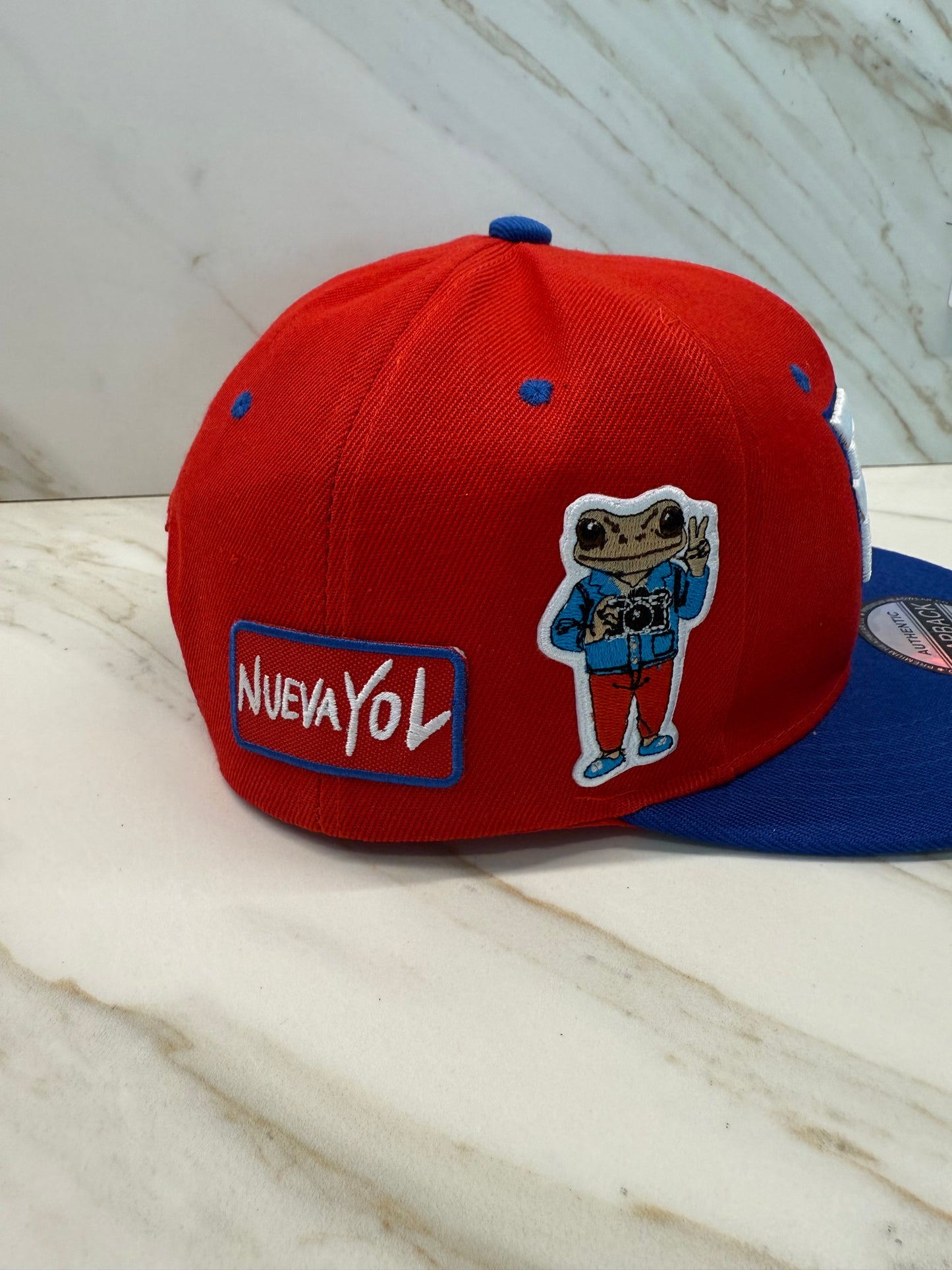 NuevaYol PR Snapback Hat – Flat Brim, Sapo Concho Side Patch  Red - Blue