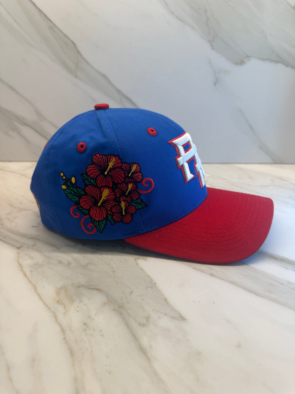 Curved brim PR snapback hat crafted from premium Peruvian cotton with soft fee