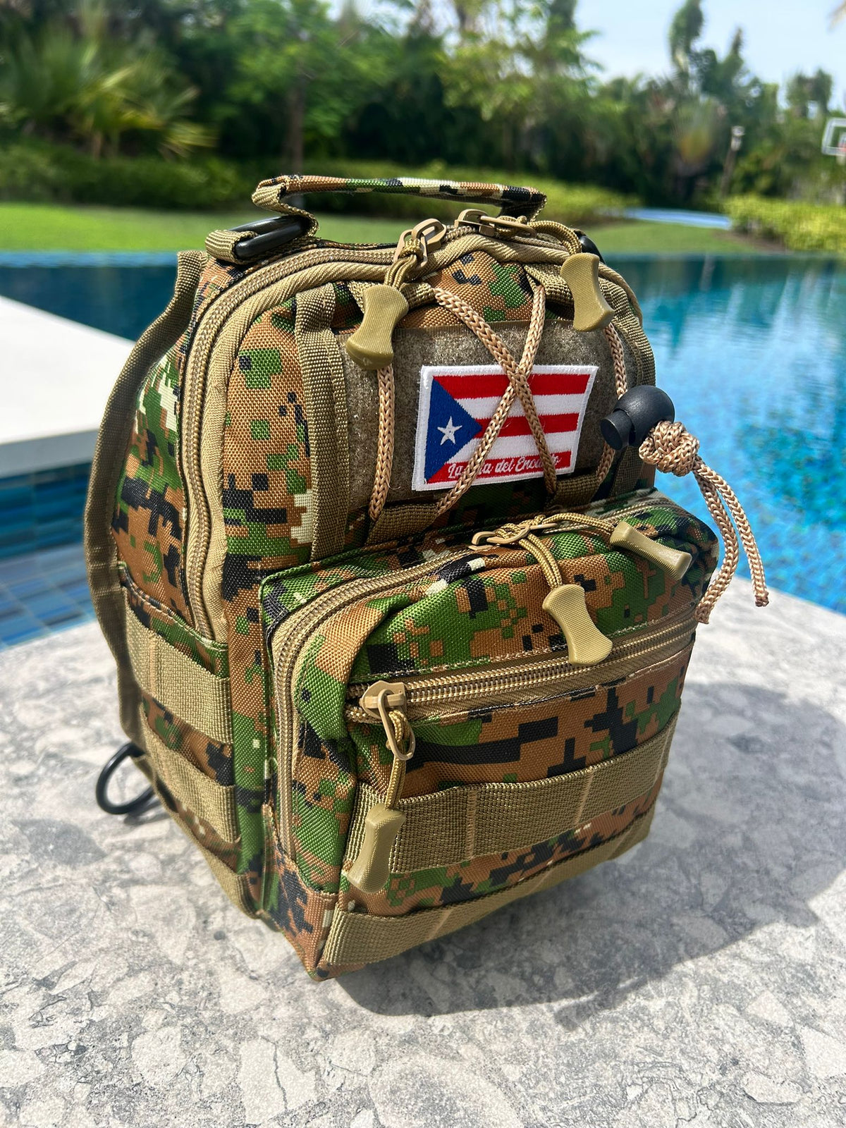Tactical Sling Bag with Flag Patch – Black Water-Resistant Crossbody Chest Pack