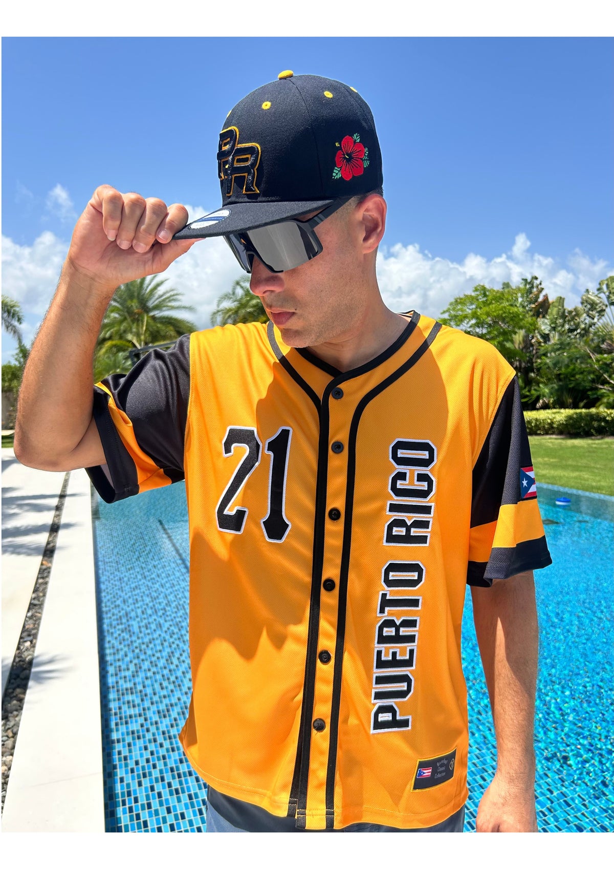 Roberto Clemente yellow 3000 hits 