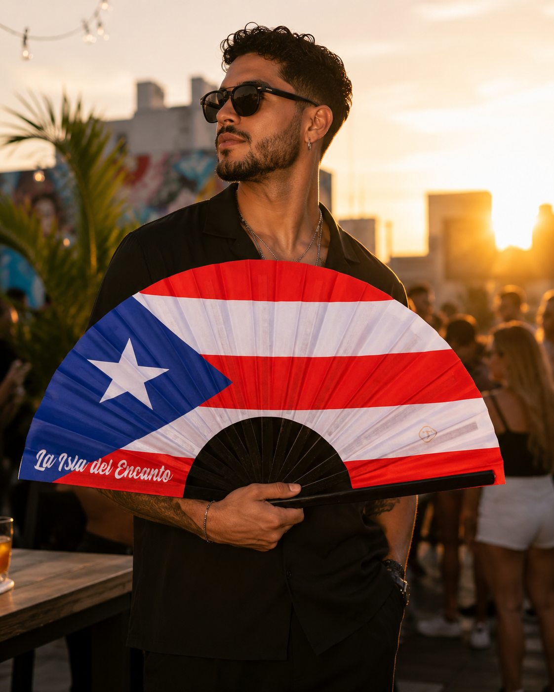 La Isla del Encanto Puerto Rico Large Folding Fan – Bamboo Clack Hand Fan